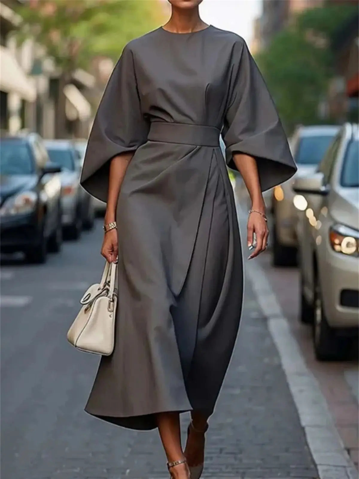 Clara | Elegantes Midi-Kleid für Damen mit Gürtel 4