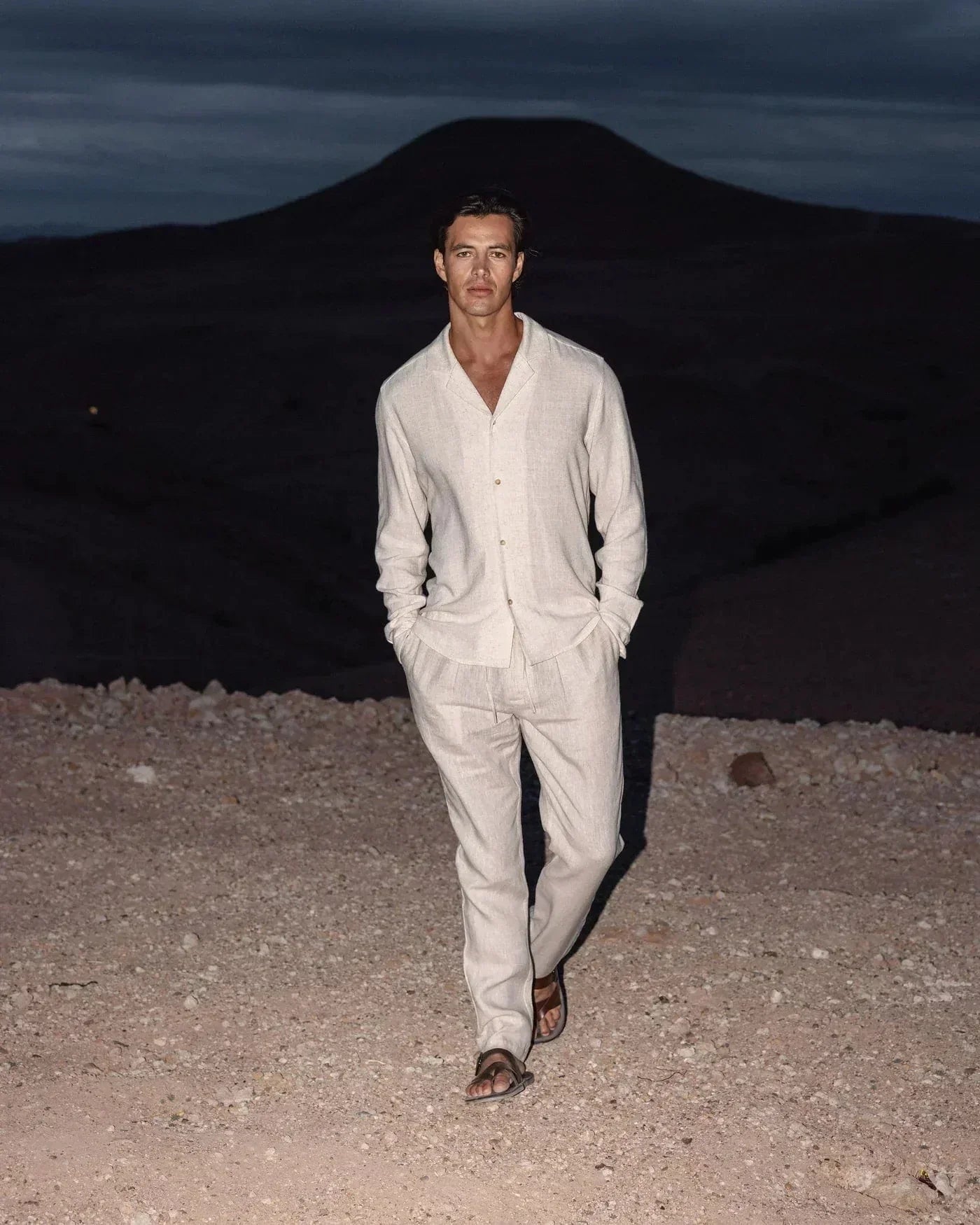 Leon | Elegantes Leinen-Set für Herren Sommer 1