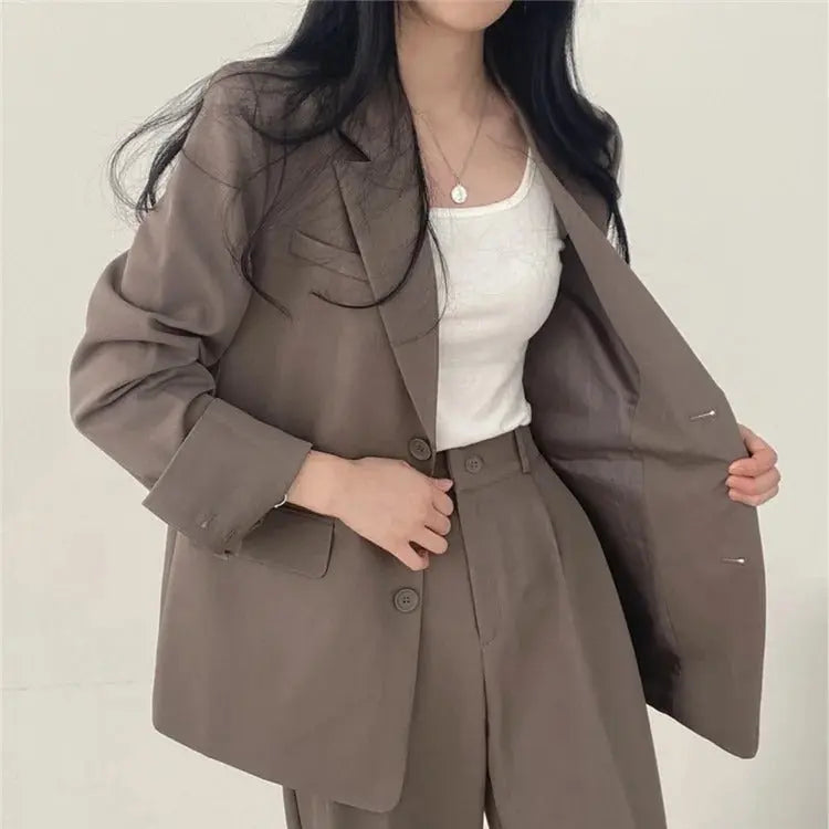 Athena | Eleganter Blazer-Anzug für Damen Sommer 10