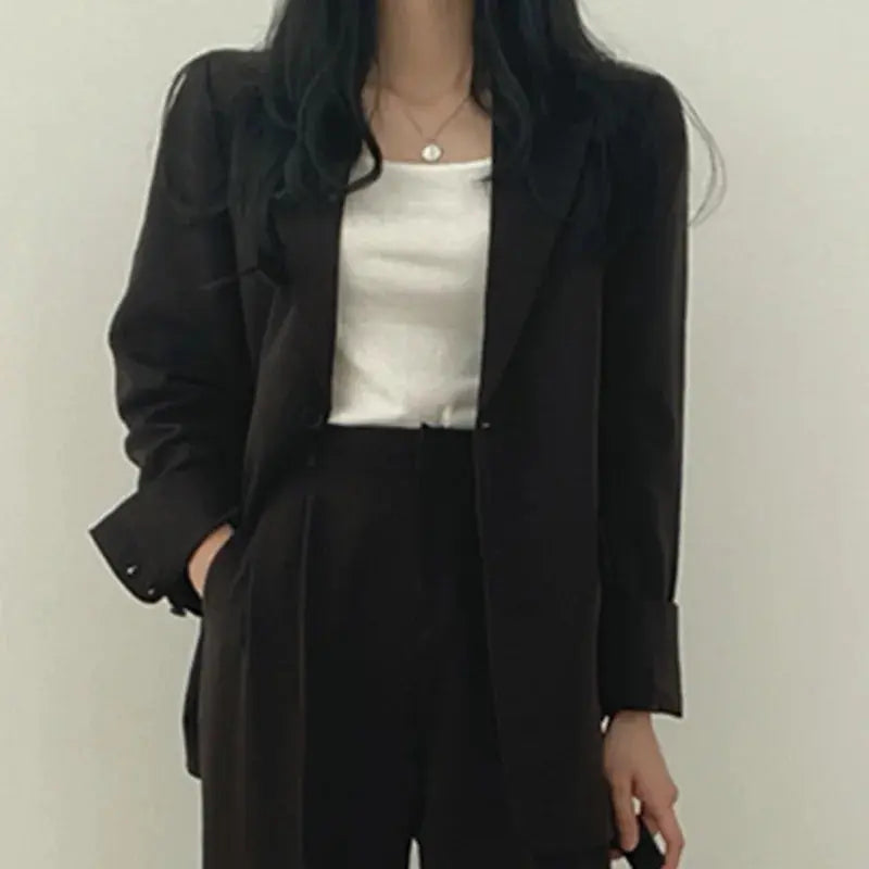 Athena | Eleganter Blazer-Anzug für Damen Sommer 11