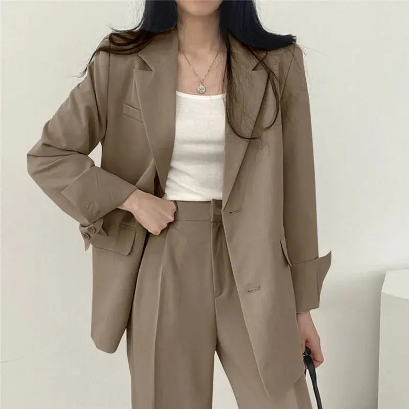Athena | Eleganter Blazer-Anzug für Damen Sommer 9
