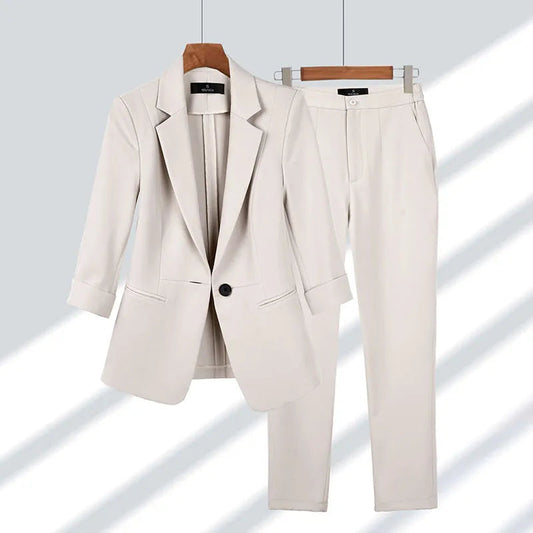 Clara | Eleganter Damenanzug Schwarz mit Blazer festlich 0